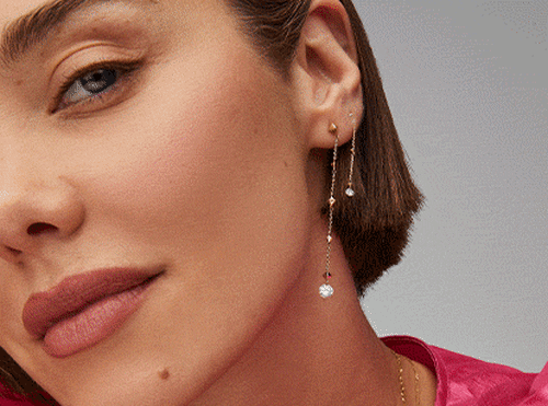 GIF of models wearing lab grown diamond styles. GIF of models wearing lab grown diamond styles.